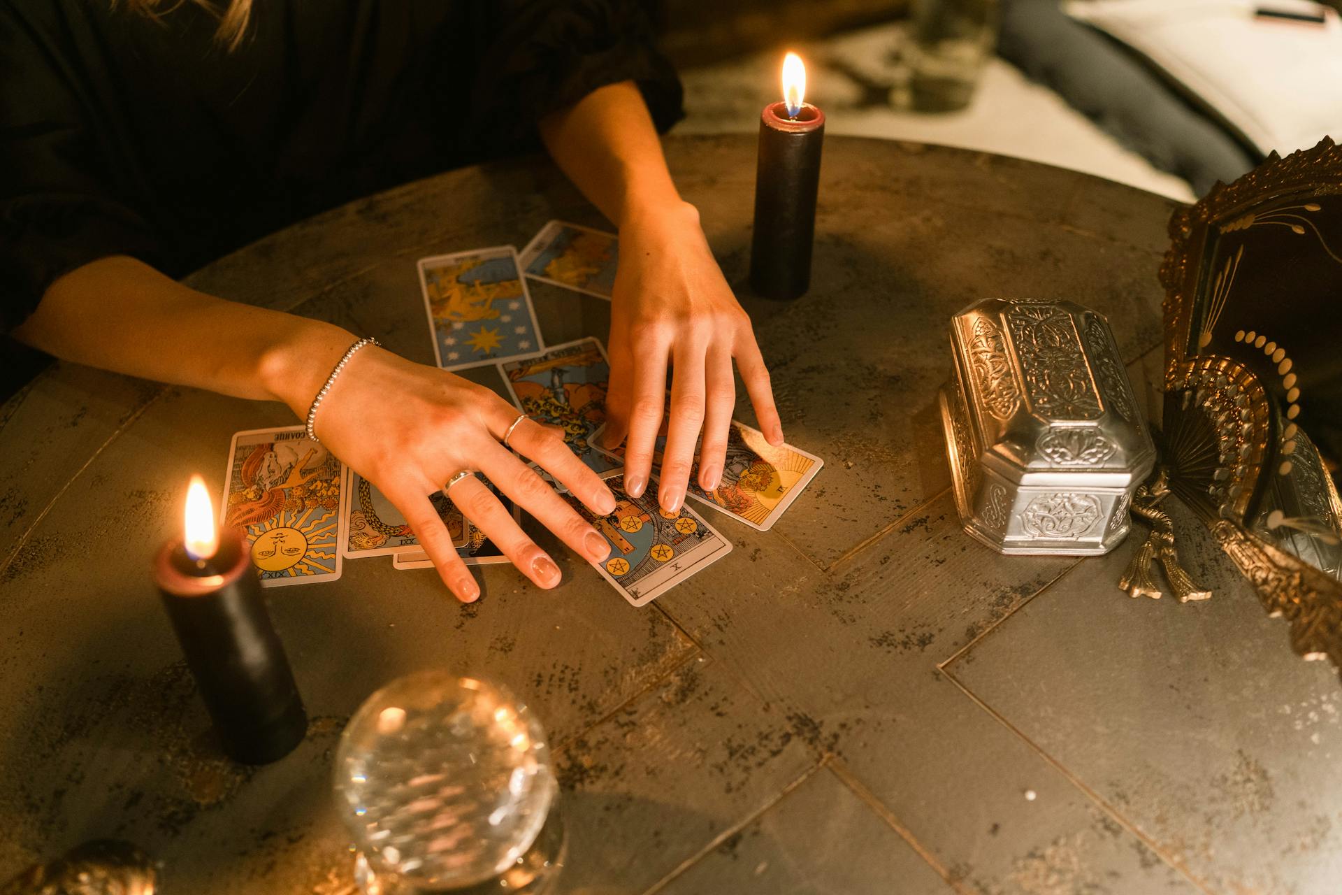 Woman doing tarot card reading